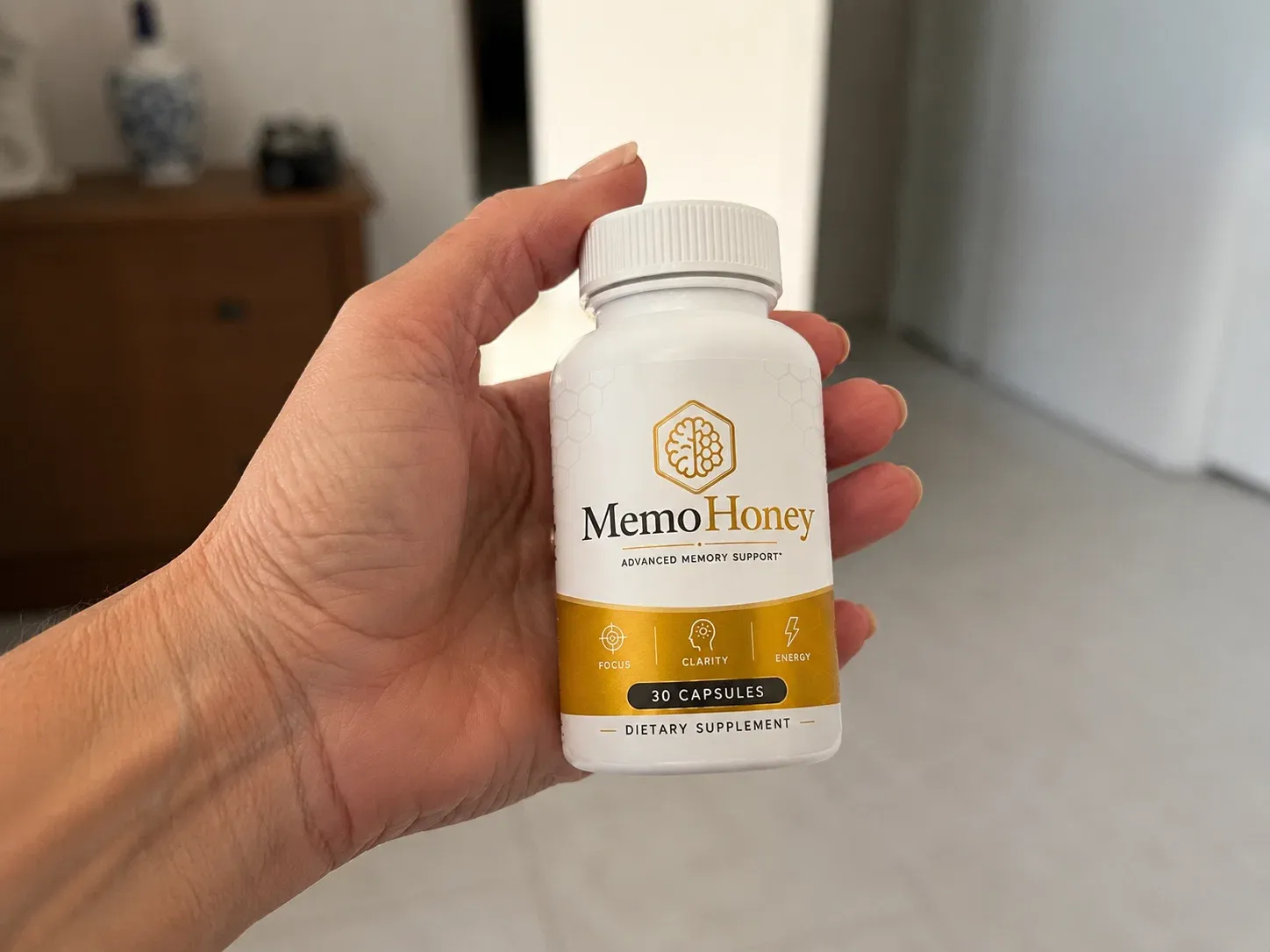 MemoHoney bottle and daily ritual